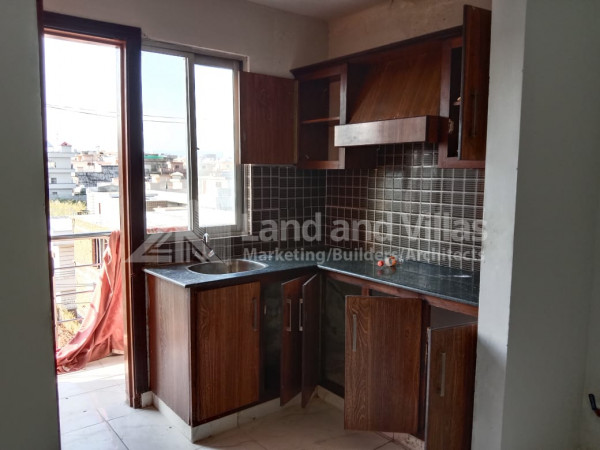 700 Sft Apartment for Sale